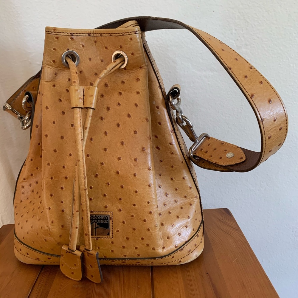 Vintage Dooney & Bourke Bucket Handbag